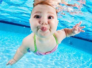 Обучающий курс cute-underwater-babies-photography-seth-casteel-2.jpg